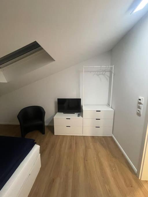 Buxtehude*Wohnung*100Qm*6 Schlafplaetze*Neu* Bagian luar foto